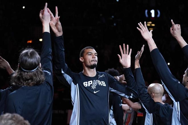 文班亚马39分率队双杀凯尔特人 马刺完成赛季对