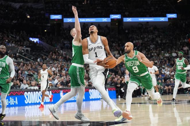 文班亚马39分率队双杀凯尔特人 马刺完成赛季对