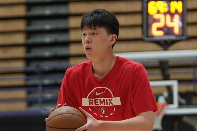 波特兰开拓者召回杨瀚森迎战七连败篮网