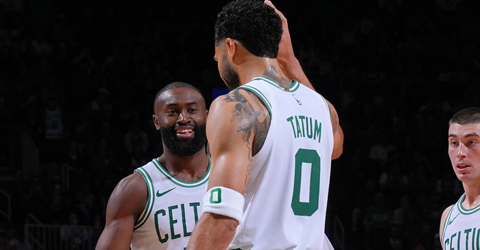 塔图姆伤病复出后表现亮眼 布朗盛赞其赛场统治